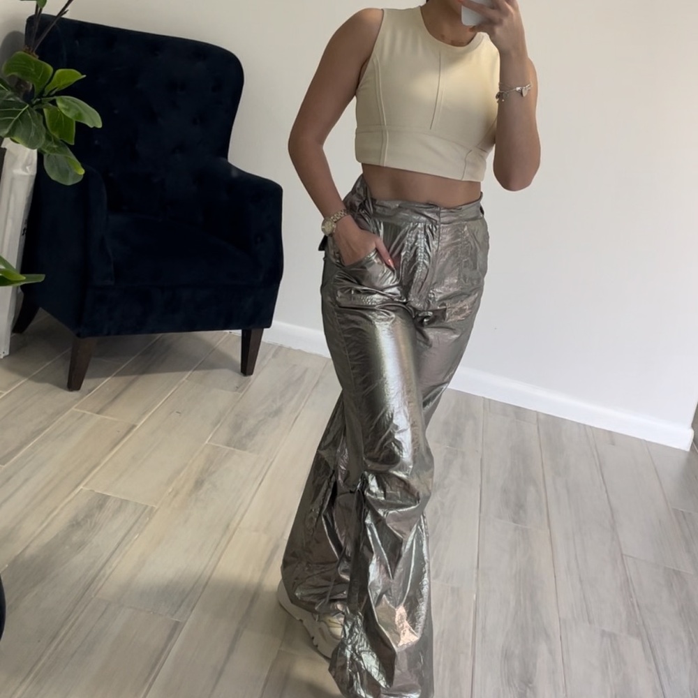 Metallic pants - Picture 3 of 5